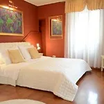 Tri Lava Luxury Living * Split