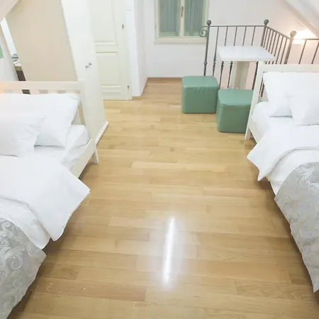 Tri Lava Luxury Living アパート スプリト