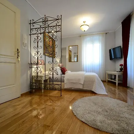 Tri Lava Luxury Living 4* Split