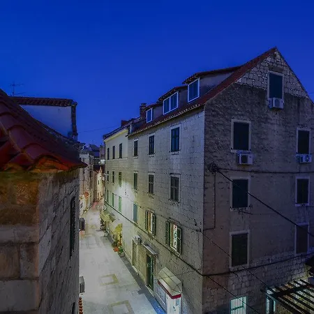 Tri Lava Luxury Living 斯普利特